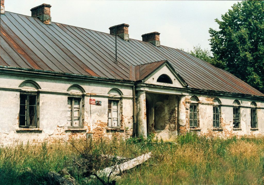 Dwór Prandota-Trzcińskich w Trzciannie (1991)